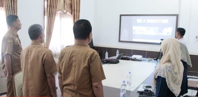 
					Pemkab Palas Mengikuti Zoom Meeting Bersama Mendagri RI