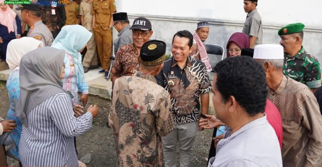 
					Bupati Palas Putra Mahkota Alam Hasibuan SE Kunker Ke Kecamatan Sosopan
