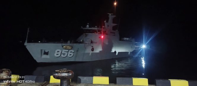 
					KRI KURAU-856 Milik TNI AL Gagah Bersandar di Pelabuhan Palimbungan Batahan