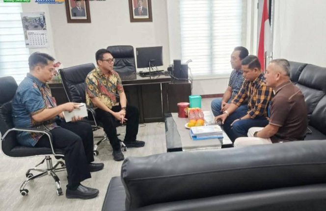 
					Pemkab Palas Terima Bantuan Irigasi Dari BBWS  II Sumut