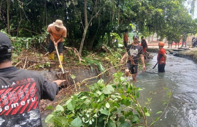 
					Tingkatkan Mitigasi, BPBD Deli Serdang Gelar Kegiatan Susur Sungai di Desa Marindal I ‎