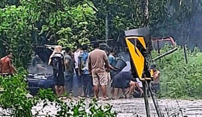 
					Dikabarkan, Mobil Diduga Penyuling BBM Subsidi Dilingkungan SPBU Natal Terbakar