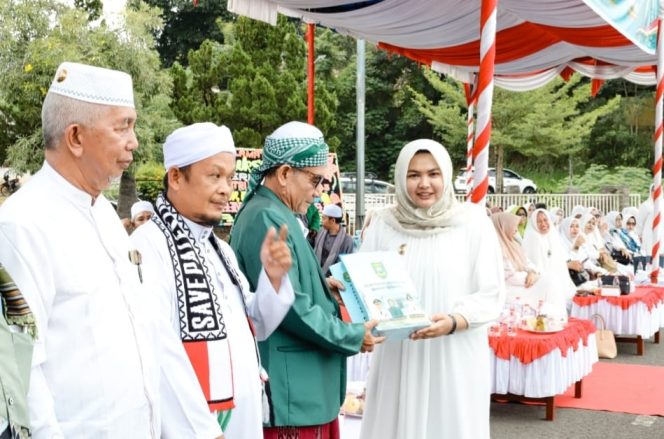 
					Pemkab Madina Peringati Hari Santri dengan PKG bagi Murid Pesantren