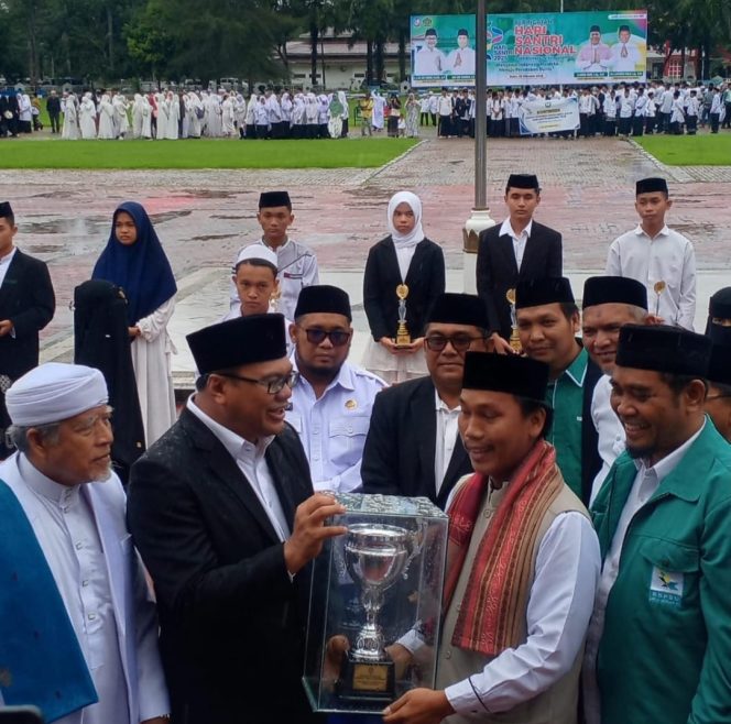 
					Kado Istimewa Bupati Deli Serdang di Hari Santri 2025: Hadirkan Pelatihan BLK ke Pesantren
