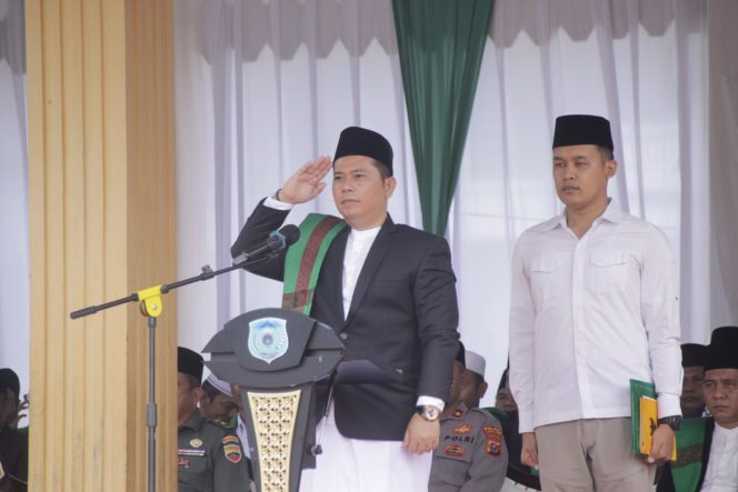 
					Bupati Palas Pimpin Upacara Peringatan Hari Santri Nasional Ke- XI Tahun 2025