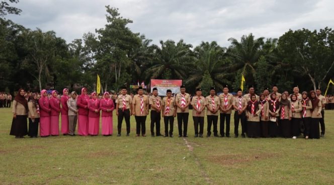 
					Pembukaan Perkemahan Saka Bhayangkara Di Desa Ujung Batu III Dihadiri Wakapolres Palas