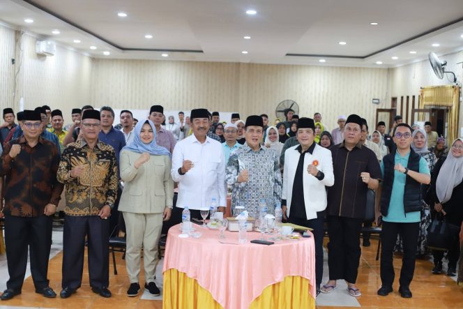 
					Bupati Hadiri Silaturrahmi Kementrian Agama RI dengan Kantor Kemenag Madina