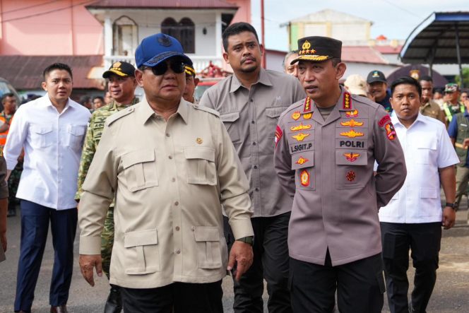 
					Tiba di Tapteng, Tinjau Lokasi Bencana dan Pastikan Penanganan Cepat dan Terkoordinasi
