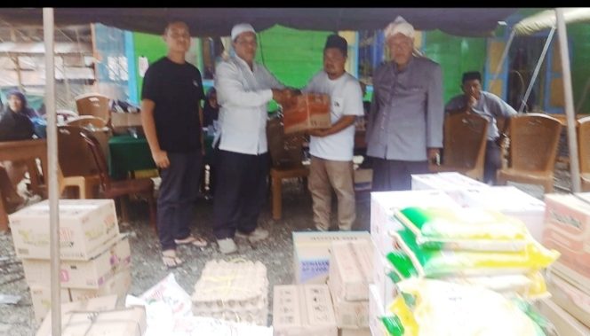 
					Sejumlah Warga Terdampak Bencana di Tapsel Terima Bantuan Dari DPP Parsadaan Marga Pulungan Anak Dohot boruna