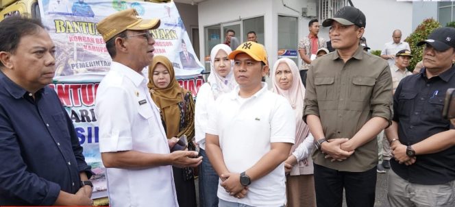 
					PMA Serahkan Bantuan Kemanusiaan  Kepada Bupati Tap-Sel Pasca Banjir Dan Longsor