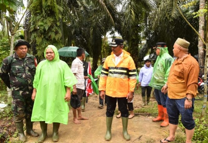 
					Pastikan Warga Petani Cepat Berktivitas, Bupati Madina Cek Perbaikan Sungai Aek Namora Nagajuang