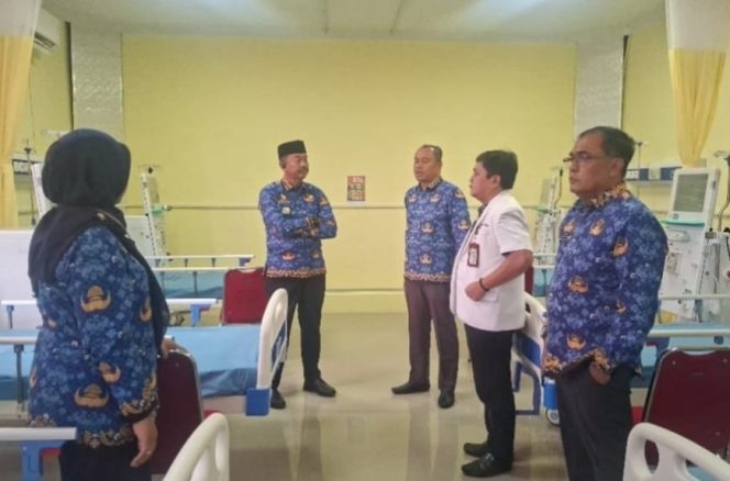
Bupati Tinjau Persiapan Pelayanan Cuci Darah di gedung baru RSUD Panyabungan