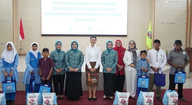 
TP PKK Sumut Salurkan Alat Bantu Dengar untuk Penyandang Disabilitas di Deli Serdang