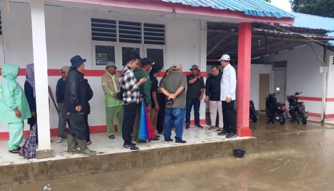 
					Kementan RI Bantu Bibit dan Obat-obatan di Hutabargot untuk Percepat Pemulihan Pasca Banjir