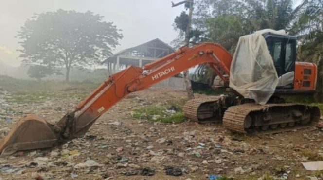 
					Fantastis, Biaya Perawatan Alat Berat TPA Panyabungan Barat Tahun 2023-2025 hampir 1 Milliar