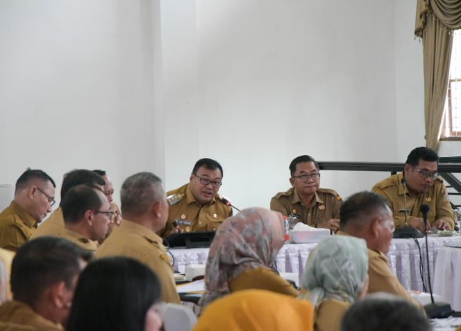 
					Target 2026 Naik, Bupati Wajibkan OPD Susun Kinerja Spesifik