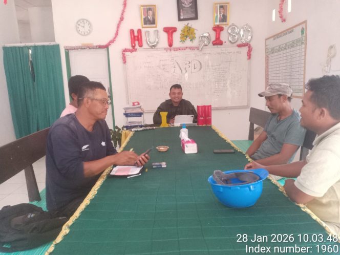 
					Asisten Afdeling 1 PTPN IV Unit Kebun Balap Fahmi Gelar Briefing Tentang Pengendalian Hama Ulat Api