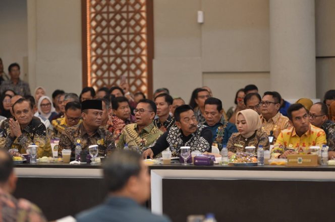 
					Jaga Stabilitas Harga Jelang Ramadhan, Bupati Madina Hadiri HLM-TPID Sumut 2026