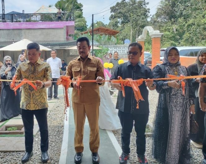 
					Resmikan Lopo Tepsun, Bupati Madina : Sebuah Destinasi Kuliner di Pintu Air