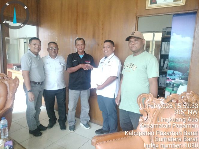 
					Pj Kadis Kominfo Pasaman Barat Terima Kunjungan Perwakilan Madina Pos