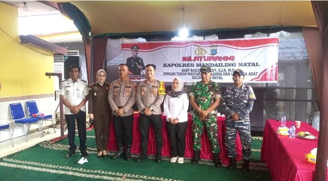 
					‎Kunker Perdana Kapolres Madina di Mapolsek Natal Disambut Antusias Oleh Para Tokoh dan Forkopimcam Plus