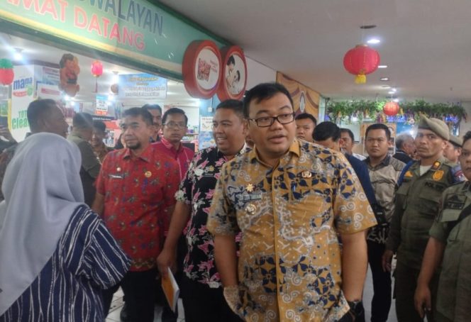 
					Bupati Deli Serdang Tegas: Pengelola Tak Kooperatif, Delimas Plaza Diminta Tutup Secepatnya