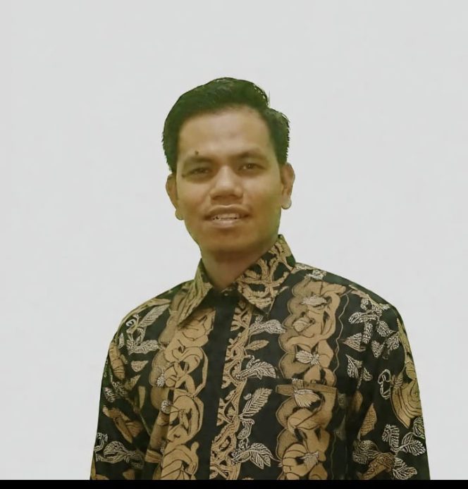 
					‎PERGURUAN TINGGI DAN KEBIJAKAN PUBLIK YANG KEHILANGAN DIALOG