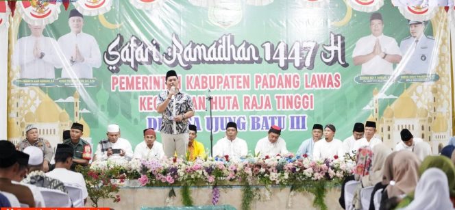 
					Bupati Palas Imam Sholat Magrib Di Acara Safari Ramadhan 1447 H/2026 M di Desa Ujung Batu III