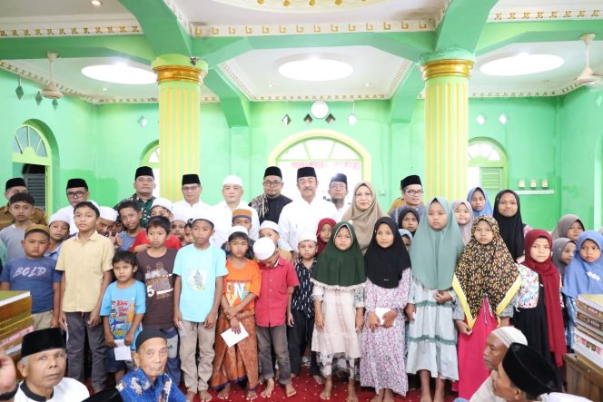 
					Bupati Madina Buka Puasa Bersama di Kampung Halaman