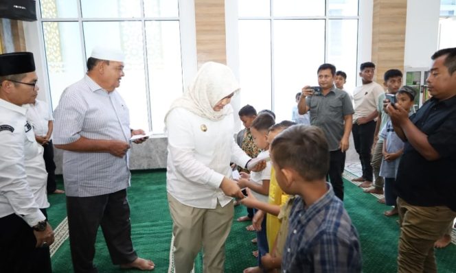 
					Wabup Madina Sebut Efisiensi Tak Menyentuh Hak Anak Yatim di Kas Daerah