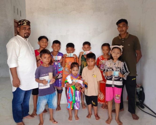 
					Pemdes Suka Makmur Salurkan Bantuan Uang Tunai untuk 15 Anak Yatim Berhasil Dilaksanakan
