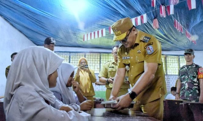 
					Bupati Tinjau Distribusi MBG di SDN 106154 Sei Mencirim, Minta Petani Lokal Suplai Langsung ke SPPG