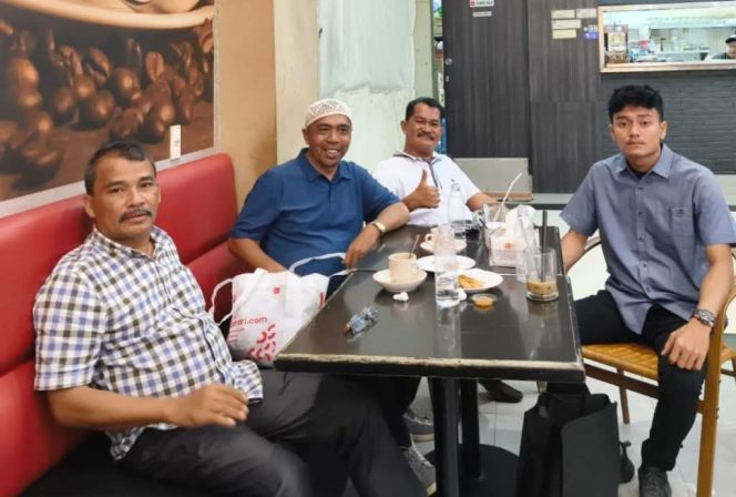 
					TOMAS Pantai Barat : SDA Kami Diperas, Jalan Dibiarkan Hancur