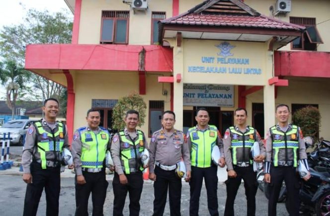 
					Penyegaran di Tubuh Polresta Deli Serdang, AKP Robertus Gultom dipromosi jadi Kasat Lantas Polres Samosir