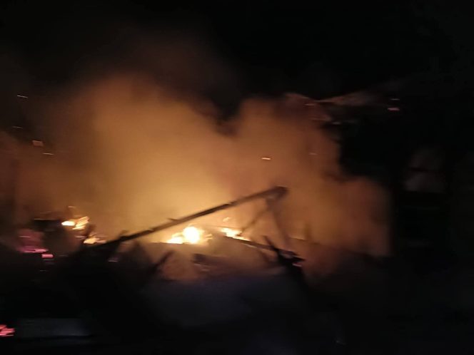 
Tiga Unit Rumah Warga  Lumban Pinasa Hangat  Terbakar