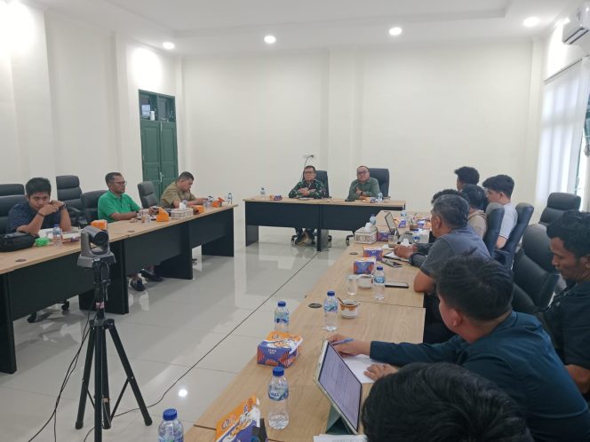 
					Sinergi dengan Kodim 0212/TS, Distan Madina Targetkan Pemulihan Lahan Pertanian Tuntas Akhir Mei 2026