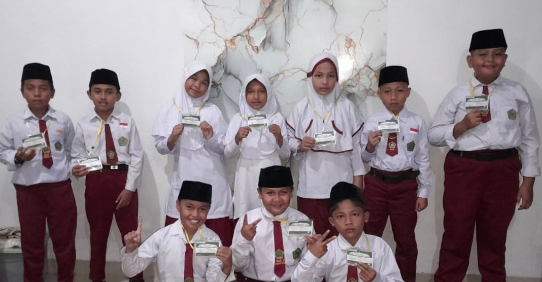 Tiga Siswa MIN 1 Mandailing Natal Raih Juara 3 pada Madrasah Sains Olimpiade Tingkat Sumatera Utara