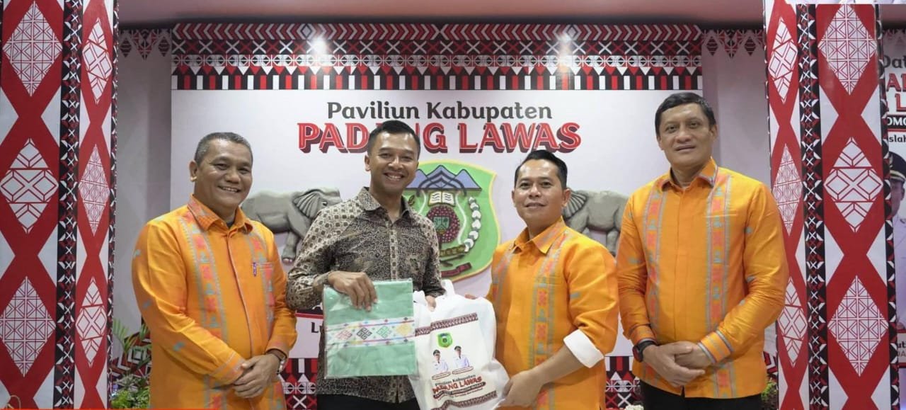 Bupati Palas Promosikan Potensi Daerah di Pembukaan PRSU Ke-50